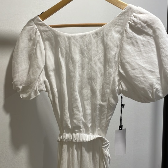 ASTR THE LABEL | JELENA DRESS | WHITE Linen dress - Picture 6 of 8
